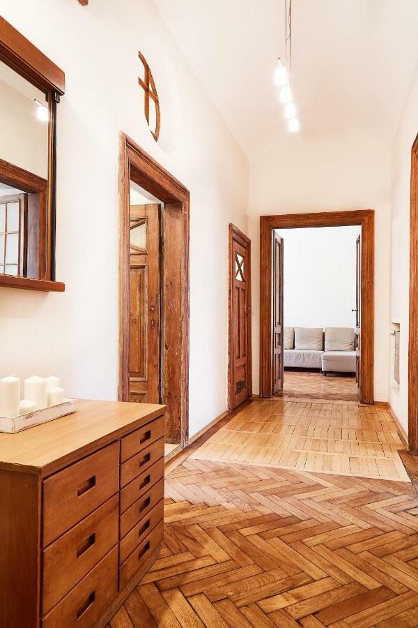 Prestige Location Apartments Pijarska Street Krakow Dış mekan fotoğraf