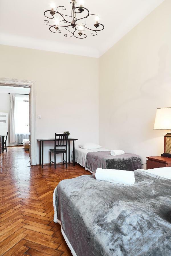 Prestige Location Apartments Pijarska Street Krakow Dış mekan fotoğraf